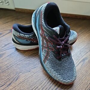 Size 8 - ASICS GT-2000 10 Mid Gray/Electric Red